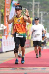 BIB: 4819
                            <button type="button" onclick="openModal(8215032)" class="btn btn-primary btn-sm float-right btn-popup" data-toggle="modal" data-target=".modal-high-quality">
                        <i class="fas fa-shopping-cart"></i> Add to Cart
                    </button>
                                            <button type="button" onclick="isThisMe(8215032, true)" class="btn btn-success btn-sm float-right btn-popup btn-isme hidden" data-toggle="tooltip" data-placement="bottom" title="นี่คือรูปของคุณใช่ไหม คลิกที่นี่เพื่อเอาเข้าอัลบั้ม">
                        <i class="fas fa-plus"></i> Add to album
                    </button>
                    <button type="button" onclick="isThisMe(8215032, false)" class="btn btn-warning btn-sm float-right btn-popup btn-isnotme hidden">
                        <i class="fas fa-ban"></i> Remove from album
                    </button>